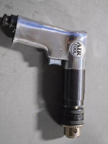 DESCRIPTION: (1) 1/2" REVERSIBLE AIR DRILL BRAND/MODEL: UNKNOWN SIZE: 1/2" RETAIL$: $278.03 QTY: 1