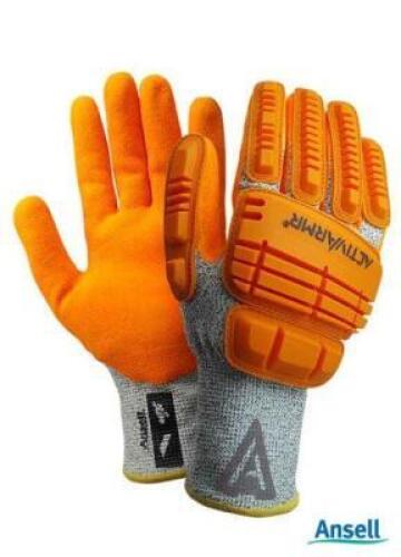 DESCRIPTION: (6) PAIRS OF IMPACT/CUT RESISTANT GLOVES BRAND/MODEL: 97-125 RETAIL$: $28.40/PR SIZE: S/8 QTY: 6