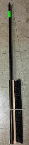 18" DRIVEWAY COATER BRUSH