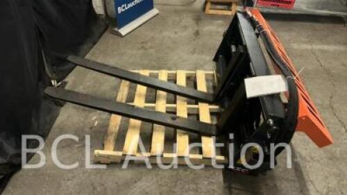 DESCRIPTION 2024 HYDRAULIC PALLET FORKS ADJUSTABLE ATTACHMENT BRAND / MODEL: SN-TPC01-48 ADDITIONAL INFORMATION SN# XN-00015, 4000 LB. CAPACITY. SIZE