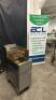 DESCRIPTION DEAN 40 LB. GAS DEEP FRYER W/ (2) BASKETS BRAND / MODEL: DEAN SRG42GNS ADDITIONAL INFORMATION NATURAL GAS. W/ SIDE SPLASH. ON CASTERS LOCA - 2