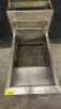 DESCRIPTION DEAN 40 LB. GAS DEEP FRYER. BRAND / MODEL: DEAN SRG42GNS ADDITIONAL INFORMATION NATURAL GAS. ON CASTERS LOCATION BAY 6 QTY 1 - 4