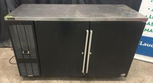 DESCRIPTION PERLICK 60" TWO DOOR BACK BAR COOLER. BRAND / MODEL: PERLICK BBS60-R0 ADDITIONAL INFORMATION 115 VOLT, 1 PHASE. TESTED AND WORKING SIZE 60