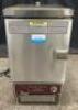 DESCRIPTION SOUTHBEND EZ5 COUNTER TOP STEAMER BRAND / MODEL: SOUTHBEND EZ5 ADDITIONAL INFORMATION 208 VOLT, 3 / 1 PHASE. SN# 04H76828-2 LOCATION BAY 6
