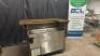 DESCRIPTION GLASTENDER 48" HORIZONTAL BOTTLE BOX W/ WOODEN BAR SURROUND. BRAND / MODEL: GLASTENDER ST48-SF ADDITIONAL INFORMATION 115 VOLT, 1 PHASE, I - 2