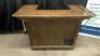 DESCRIPTION GLASTENDER 48" HORIZONTAL BOTTLE BOX W/ WOODEN BAR SURROUND. BRAND / MODEL: GLASTENDER ST48-SF ADDITIONAL INFORMATION 115 VOLT, 1 PHASE, I - 6
