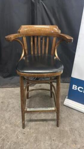 DESCRIPTION (2) 30" BAR STOOLS W/ BLACK CUSHION SEATS. THIS LOT IS: SOLD BY THE PIECE LOCATION BAY 6 QTY 2