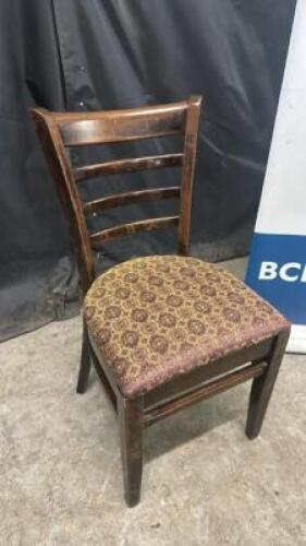 DESCRIPTION (4) LADDER BACK WOOD CHAIRS BLACK PADDED SEATS BRAND / MODEL: GAR PRODUCT ADDITIONAL INFORMATION FAIR CONDITION W/ SOME WEAR AND TEAR THIS
