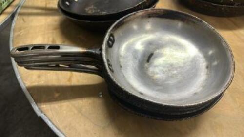 DESCRIPTION (4) 10" SKILLETS THIS LOT IS: SOLD BY THE PIECE SIZE 10" LOCATION BAY 6 QTY 4
