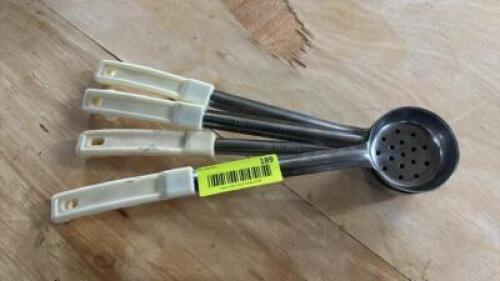 DESCRIPTION (3) SLOTTED STAINLESS PORTION SCOOPS THIS LOT IS: SOLD BY THE PIECE LOCATION BAY 6 QTY 3