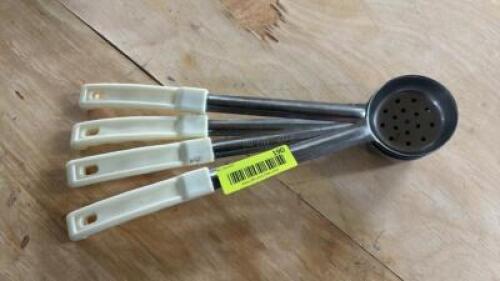 DESCRIPTION (3) SLOTTED STAINLESS PORTION SCOOPS THIS LOT IS: SOLD BY THE PIECE LOCATION BAY 6 QTY 3
