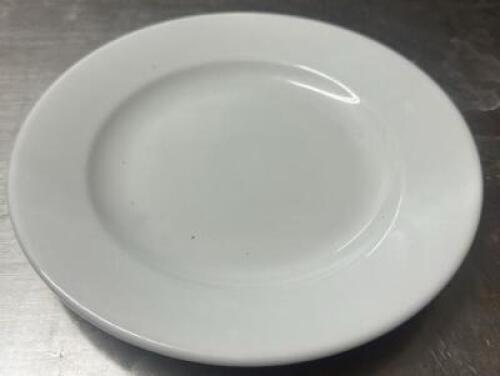 DESCRIPTION (24) 7" CHINA PLATES BRAND / MODEL: ONEIDA THIS LOT IS: SOLD BY THE PIECE SIZE 7" LOCATION BAY 6 QTY 24