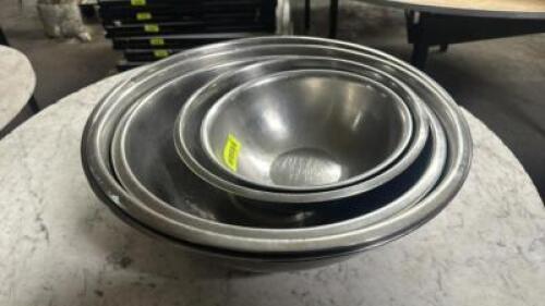 DESCRIPTION (4) PIECE STAINLESS MIXING BOWL SET. THIS LOT IS: SOLD BY THE PIECE LOCATION BAY 6 QTY 4