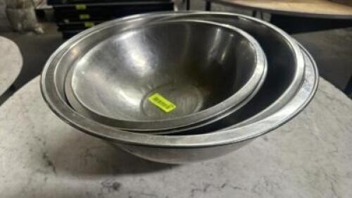 DESCRIPTION (4) PIECE STAINLESS MIXING BOWL SET. THIS LOT IS: SOLD BY THE PIECE LOCATION BAY 6 QTY 4