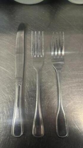 DESCRIPTION (25) SETS OF (1) STAINLESS KNIVES AND (2) STAINLESS FORKS. THIS LOT IS: SOLD BY THE PIECE LOCATION BAY 6 QTY 25