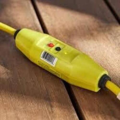 DESCRIPTION: (2) GFCI EXTENSION CORDS BRAND/MODEL: TOWER #207-1190 INFORMATION: YELLOW SIZE: 6' RETAIL$: $70.09 EA QTY: 2