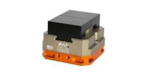 DESCRIPTION: (1) TABLE MOUNT PNEUMATIC SELF CENTER VISE BRAND/MODEL: AIRVISE #AV-T-4 SIZE: 4" RETAIL$: $1750.00 EA QTY: 1