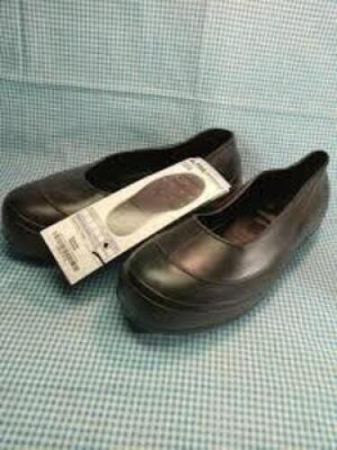 DESCRIPTION: (3) PAIRS OF GRIPS, SHOE COVERS WITH STUDS BRAND/MODEL: WINTER WALKING #JD915-M INFORMATION: BLACK, LOW CUT SIZE: 9.5 RETAIL$: $19.99 EA