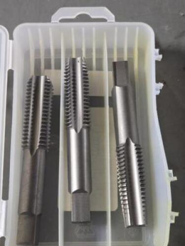 (1) SET OF CARBON STEEL TAP SET
