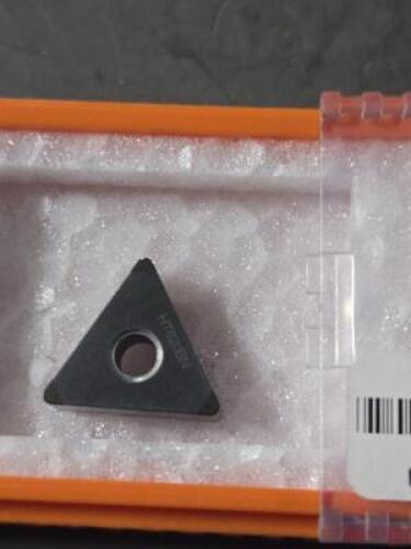 (2) 3SHTNGA332 PCBN TURNING INSERTS
