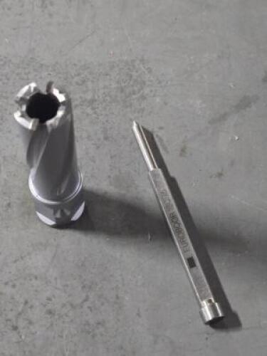 (1) ANNULAR CUTTER AND PILOT PIN