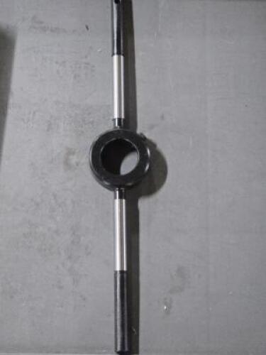 (1) ROUND STEEL DIE STOCK
