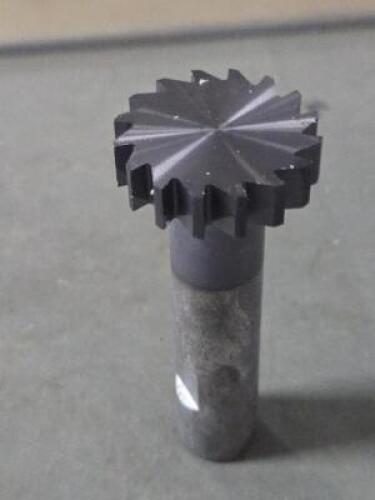 (1) SOLID CARBIDE KEYSEAT CUTTER