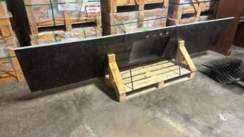 117" COUNTERTOP WITH STAINLESS SINK