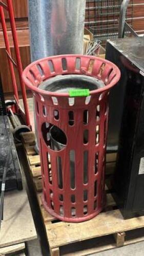 WASTE BIN WITH ASH TRAY