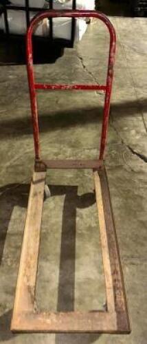 DESCRIPTION: FOUR WHEELED WAREHOUSE CART LOCATION: LEVEL 1 QTY: 1