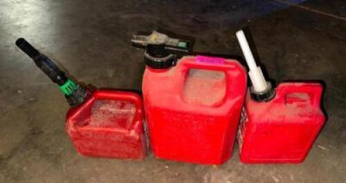 DESCRIPTION: ASSORTED SIZED GAS CANS LOCATION: LEVEL 1 QTY: 1