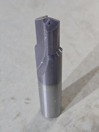 DESCRIPTION: (1) CARBIDE DRILL BITS BRAND/MODEL: CTE T1101 QTY: 1