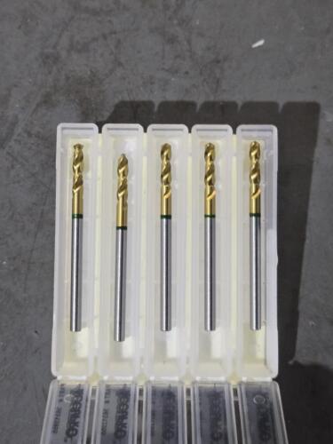DESCRIPTION: (5) COBALT SCREW MACHINE LENGTH DRILL BIT BRAND/MODEL: ACCUPRO 56513955 SIZE: #34 QTY: 5