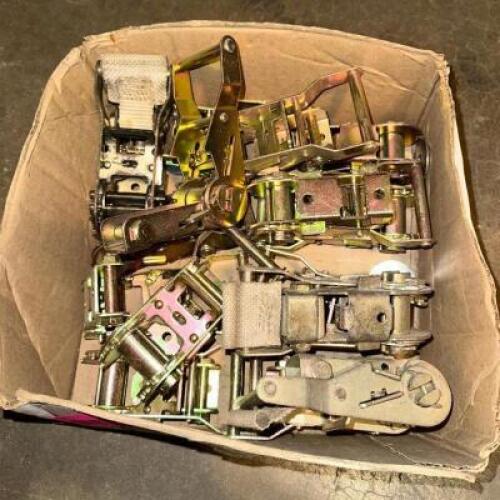 DESCRIPTION: BOX OF ASSORTED RATCHETS ADDITIONAL INFORMATION: RATCHETS ONLY, NO STRAPS LOCATION: LEVEL 1 QTY: 1