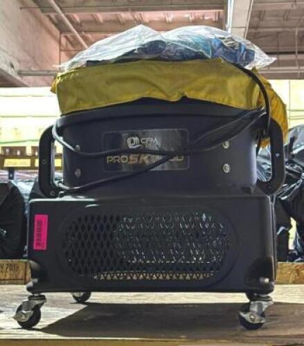 DESCRIPTION: INFLATABLE ADVERTISING MAN BRAND/MODEL: CFM PRO PROSKY-18D LOCATION: ELECTRONICS CAGE QTY: 1