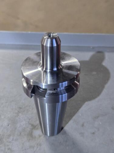 DESCRIPTION: (1) BT40 TAPER END MILL HOLDER BRAND/MODEL: ACCUPRO 775196 SIZE: 1/4" HOLE DIAI RETAIL$: $109.10 QTY: 1