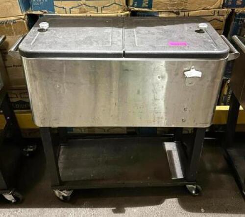 DESCRIPTION: ROLLABOUT BEVERAGE COOLER LOCATION: OUTSIDE ELECTRONICS CAGE QTY: 1