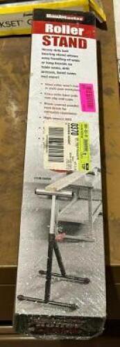DESCRIPTION: ROLLER STAND BRAND/MODEL: HAUL MASTER LOCATION: OUTSIDE ELECTRONICS CAGE QTY: 1