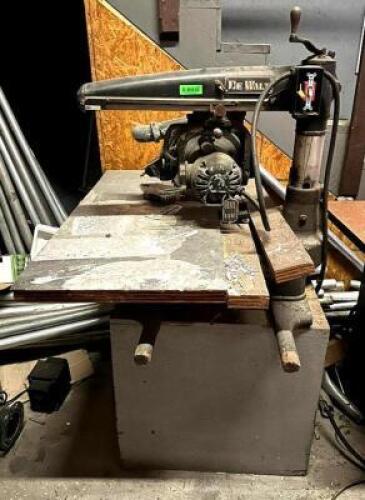 DESCRIPTION: RADIAL SAW BRAND/MODEL: DEWALT LOCATION: 3039 NAMEOKI DRIVE QTY: 1