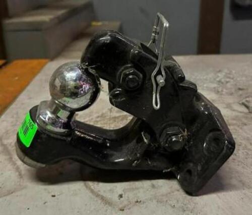 DESCRIPTION: PINTLE HITCH LOCATION: 3039 NAMEOKI DRIVE QTY: 1