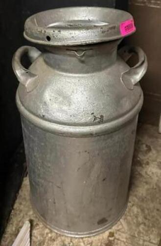 DESCRIPTION: VINTAGE MILK CANNISTER LOCATION: 3039 NAMEOKI DRIVE QTY: 1
