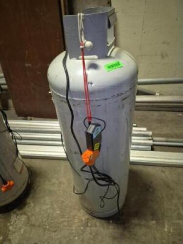 DESCRIPTION: 101 LB. PROPANE TANK LOCATION: 1ST FLOOR QTY: 1