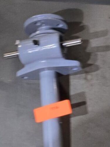DESCRIPTION:&nbsp;(1) UPRIGHT MECHANICAL TOP PLATE SCREW ACTUATORBRAND/MODEL:&nbsp;DUFF-NORTON M2501-6INFORMATION:&nbsp;WHITESIZE:&nbsp;6" LIFT HEIGHT 1 TON CAPACITYRETAIL$:&nbsp;$647.08QTY:&nbsp;1