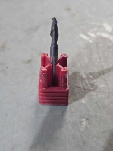 DESCRIPTION:&nbsp;(1) SOLID CARBIDE DRILL MILLBRAND/MODEL:&nbsp;MELIN TOOL AMG-404-DP60SIZE:&nbsp;1/8" DIA 1/2" LOC 60*QTY:&nbsp;1