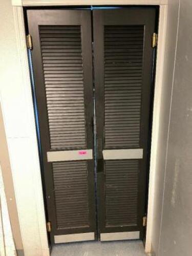 DESCRIPTION: (1) SET OF 18" X 79" WOODEN SALOON DOORS. ( BLACK ) SIZE: 18" X 79": LOCATION: KITCHEN THIS LOT IS: ONE MONEY QTY: 1