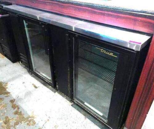 DESCRIPTION: TRUE TWO GLASS DOOR BACK BAR COOLER BRAND / MODEL: TRUE TNN-3G ADDITIONAL INFORMATION SN# 75854460, 115 VOLT, 1 PHASE. THIS UNIT WILL HAV