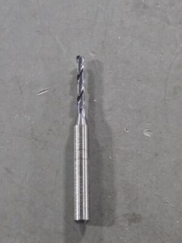 DESCRIPTION: (2) SOLID CARBIDE JOBBER DRILL BIT BRAND/MODEL: KENNAMETAL 6781451 SIZE: 1/8" DIA RETAIL$: $236.18 QTY: 2