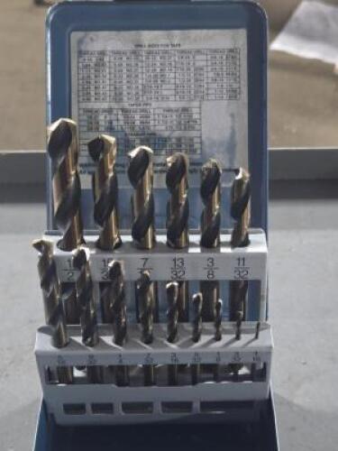 DESCRIPTION: (1) 15 PC REDUCED SHANK DRILL BIT SETS BRAND/MODEL: IMPORT 45660834 SIZE: 1/16" TO 1/2" 3/8" SD RETAIL$: $66.94 QTY: 1