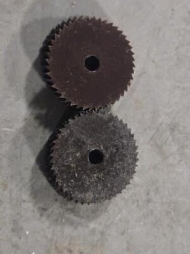 DESCRIPTION: (12) HSS JOBBER DRILL BIT BRAND/MODEL: KETT 157-24 SIZE: 1-1/2" DIA 44 TEETH 1/4" BORE RETAIL$: $77.40 QTY: 12