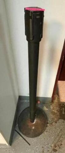 DESCRIPTION: STANCHION STAND LOCATION: KITCHEN QTY: 1
